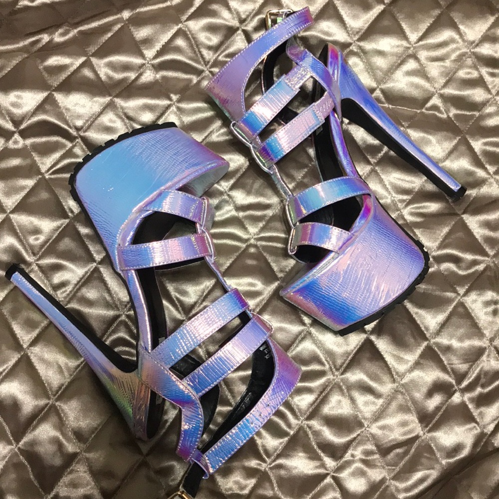 Steve Madden Platform Sandals.
